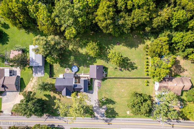 4149 Sevierville Rd, Maryville, TN 37804