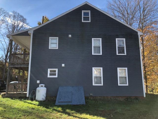 441 Main St, Hardwick, MA 01031