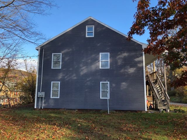 441 Main St, Hardwick, MA 01031