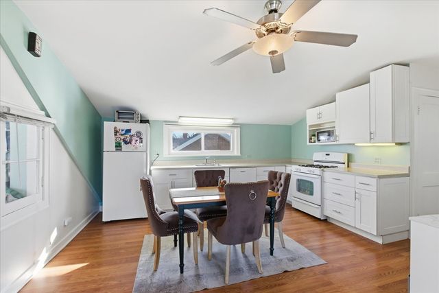 1643 Harding Road, Northfield, IL 60093