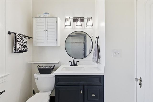 1643 Harding Road, Northfield, IL 60093