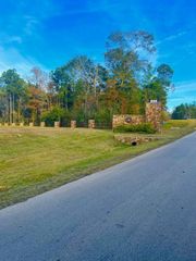 15871 Ridge Oak Road, Willis, TX 77378