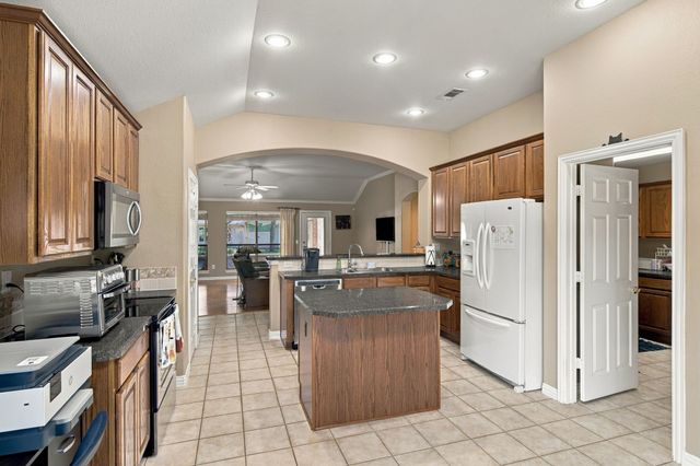 10409 Murray S Johnson Street, Denton, TX 76207