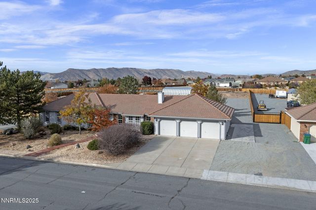 205 Stags Leap Circle, Sparks, NV 89441