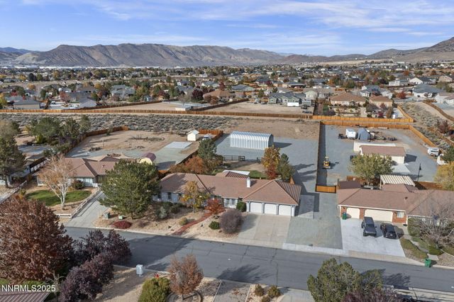 205 Stags Leap Circle, Sparks, NV 89441
