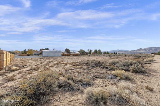 205 Stags Leap Circle, Sparks, NV 89441