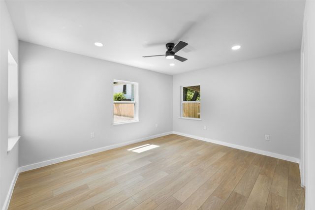 125 29th Street, Grand Prairie, TX 75050