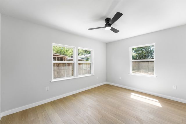 125 29th Street, Grand Prairie, TX 75050