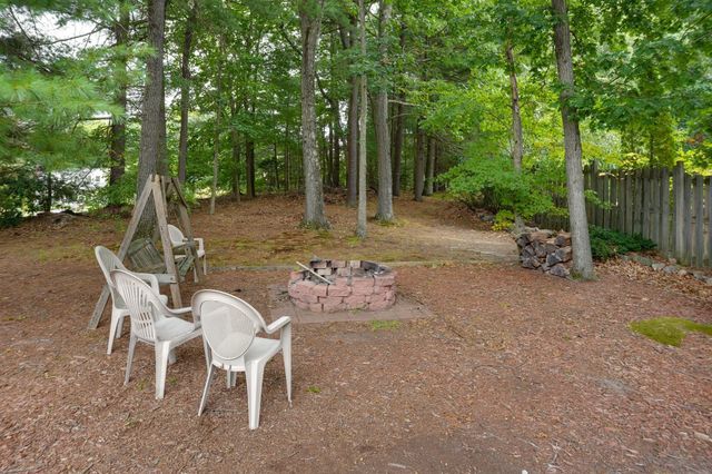 3 Old Colony Rd, Burlington, MA 01803