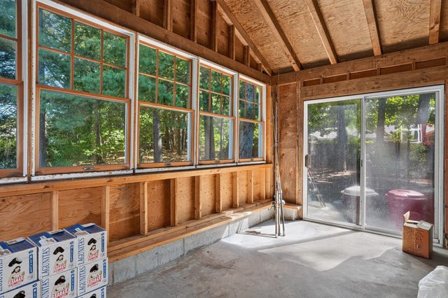 3 Old Colony Rd, Burlington, MA 01803