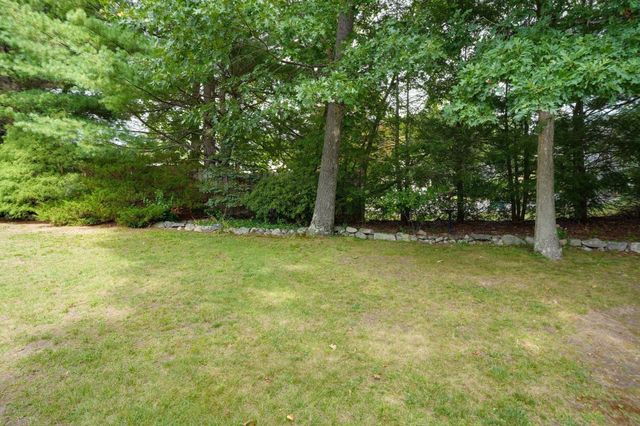 3 Old Colony Rd, Burlington, MA 01803
