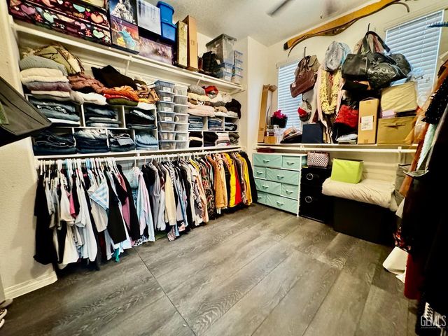 11206 Baltra Way, Bakersfield, CA 93306