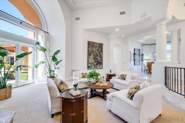 15397 Rock Creek Ln, El Cajon, CA 92021