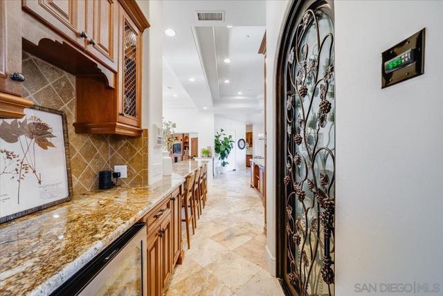 15397 Rock Creek Ln, El Cajon, CA 92021