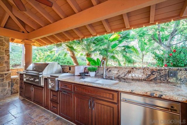 15397 Rock Creek Ln, El Cajon, CA 92021