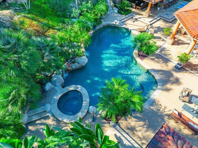 15397 Rock Creek Ln, El Cajon, CA 92021