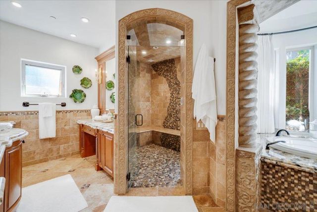 15397 Rock Creek Ln, El Cajon, CA 92021