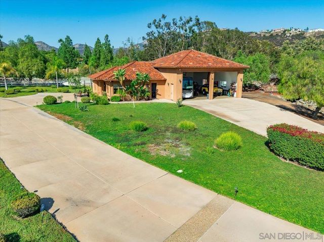 15397 Rock Creek Ln, El Cajon, CA 92021
