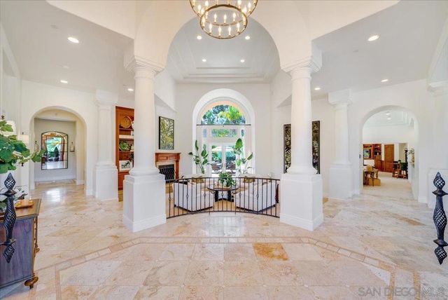 15397 Rock Creek Ln, El Cajon, CA 92021