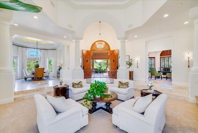 15397 Rock Creek Ln, El Cajon, CA 92021