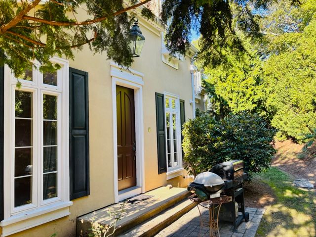 19 Thermos Avenue 5, Norwich, CT 06360