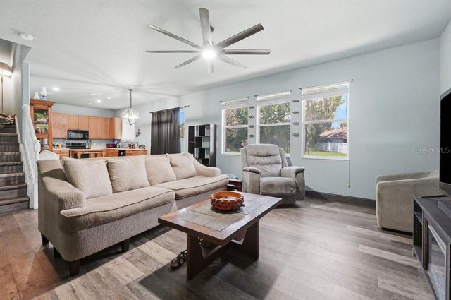 2203 BLACKWOOD DRIVE, Mulberry, FL 33860