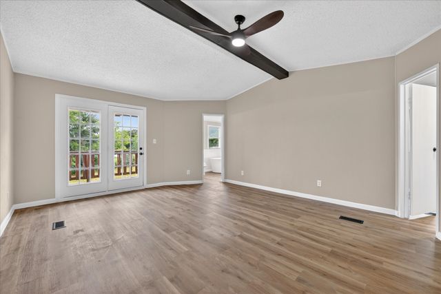 134 Classic Country Court, Springtown, TX 76082