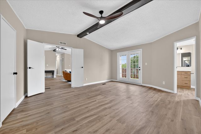 134 Classic Country Court, Springtown, TX 76082