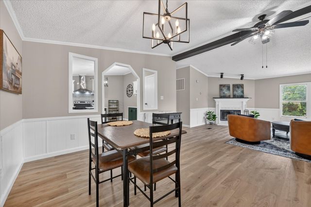 134 Classic Country Court, Springtown, TX 76082