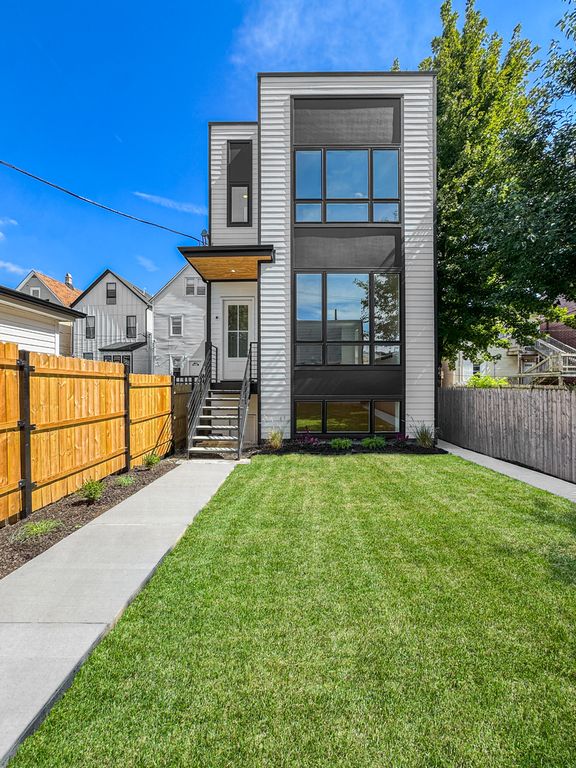 1728 N Sawyer Avenue, Chicago, IL 60647 — photo 2