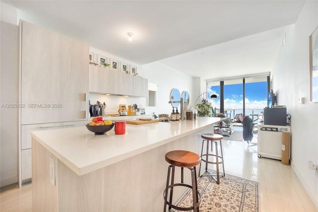 480 NE 31st St 1602, Miami, FL 33137