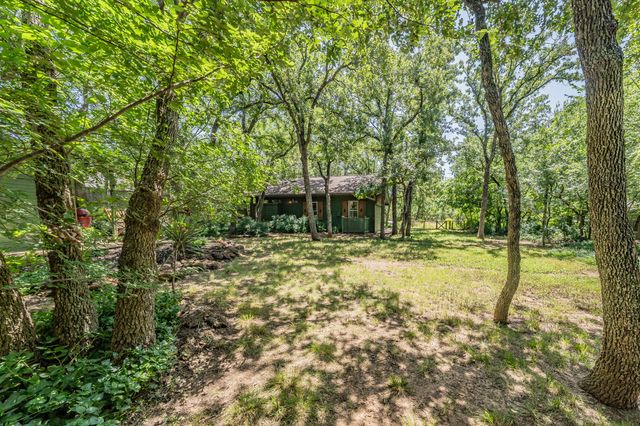 2043 Breezywood Drive, Flower Mound, TX 75022