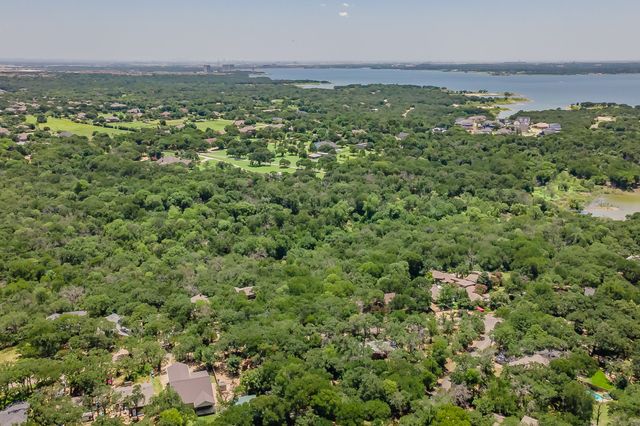 2043 Breezywood Drive, Flower Mound, TX 75022