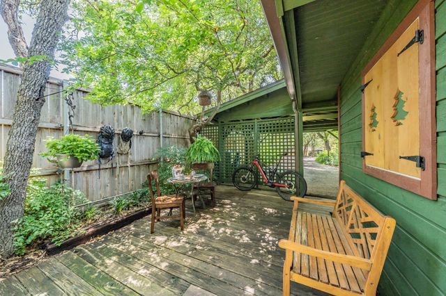 2043 Breezywood Drive, Flower Mound, TX 75022