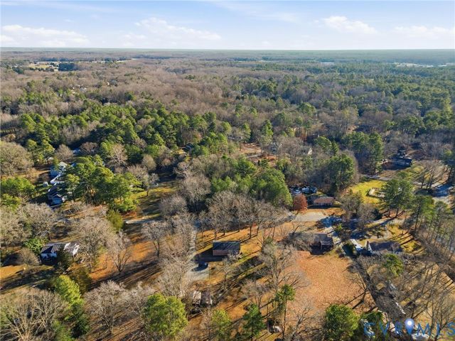 10471 Rockingham Rd, Mechanicsville, VA 23116