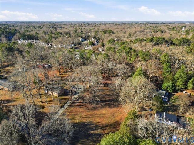 10471 Rockingham Rd, Mechanicsville, VA 23116