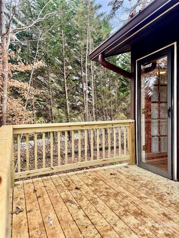 288 Nix Creek Church Road, Marion, NC 28752