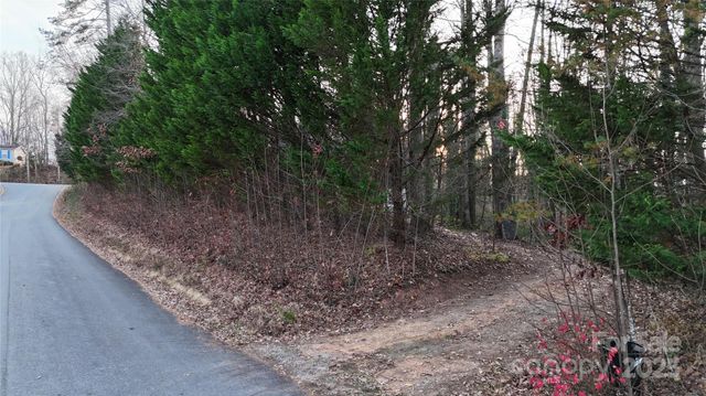 288 Nix Creek Church Road, Marion, NC 28752