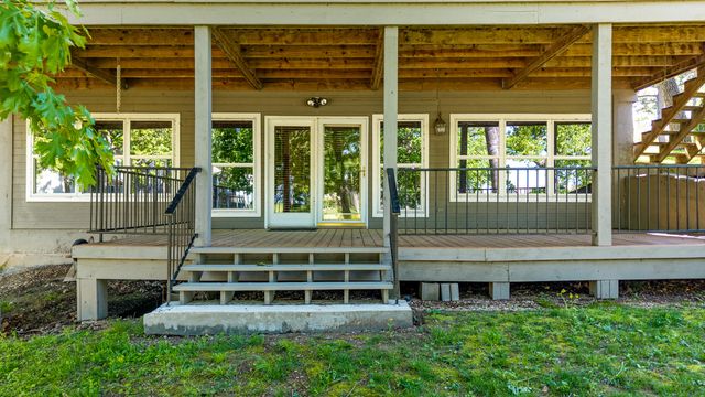 34 Brighton Bay 34, Monkey Island, OK 74331