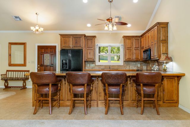 34 Brighton Bay 34, Monkey Island, OK 74331