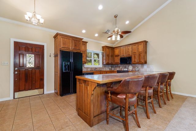 34 Brighton Bay 34, Monkey Island, OK 74331