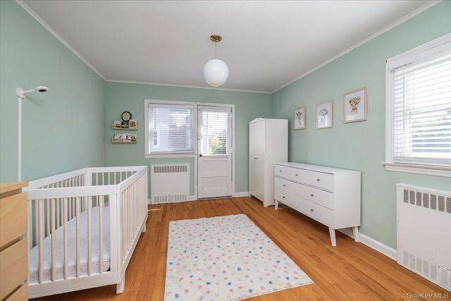601 Lakeview Avenue, Rockville Centre, NY 11570