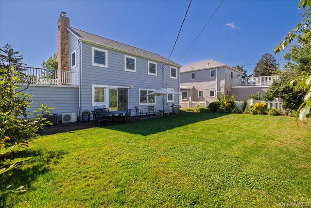 601 Lakeview Avenue, Rockville Centre, NY 11570