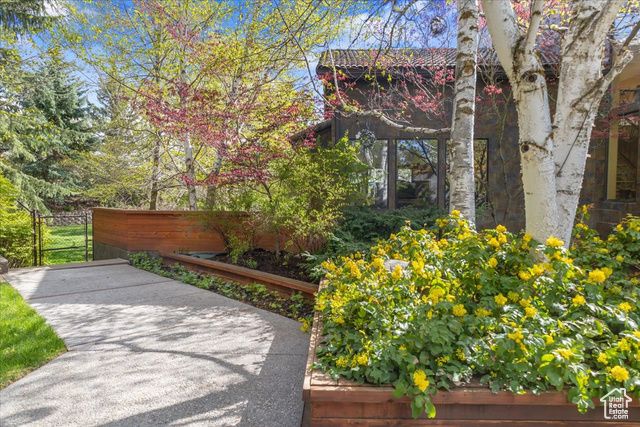 760 MAPLE LN, Providence, UT 84332