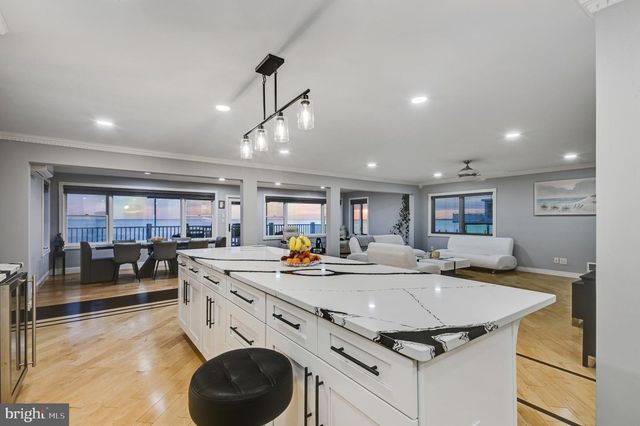 266 NEW JERSEY AVE, Fortescue, NJ 08321
