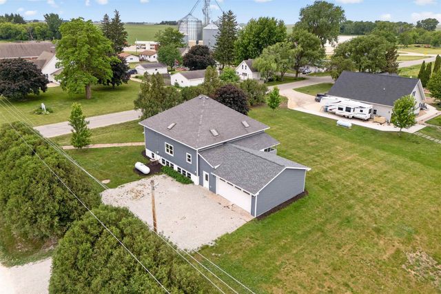 109 Sawyer Street, Stout, IA 50673