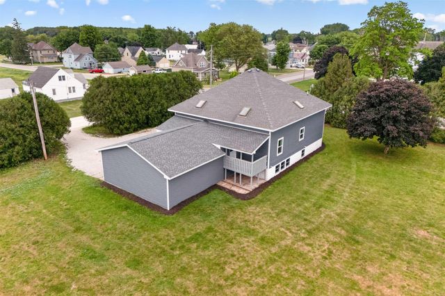 109 Sawyer Street, Stout, IA 50673