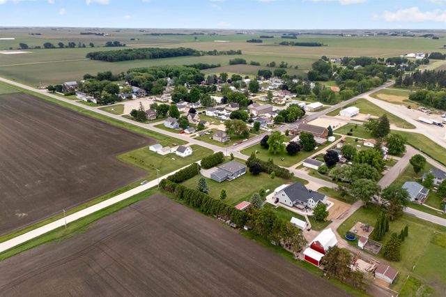 109 Sawyer Street, Stout, IA 50673