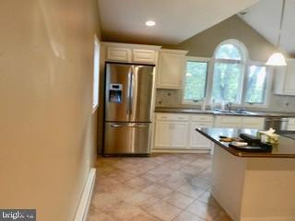 214 PHEASANT HILL RD, SELLERSVILLE, PA 18960 — photo 4