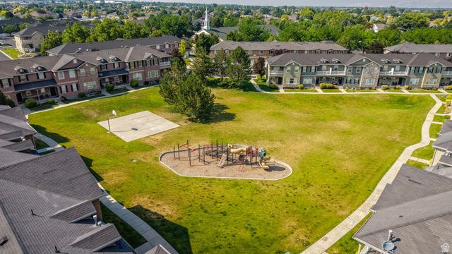 7902 S DOVE CREEK LN, West Jordan, UT 84081